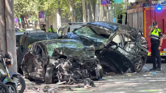 Barcelone : voiture immatriculée en France refuse d obtempérer — chauffard et automobiliste tués
