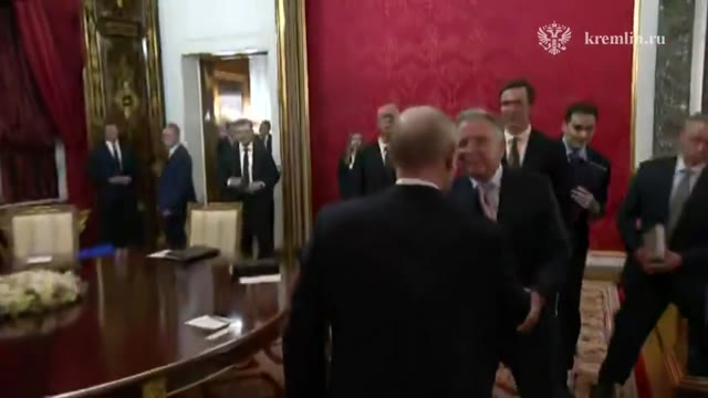 « JUST IN : Poutine reçoit les émissaires de Trump à Moscou » — Witkoff et Kushner, 5 sept. 2026 — relais @BRICSinfo
