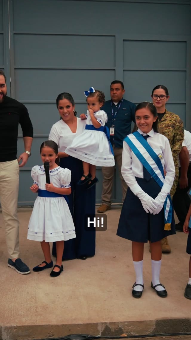 « Poco a poco, todo cambiará » : Bukele, ses filles et l'école de Los Toles — 74 s de com, pas un bilan