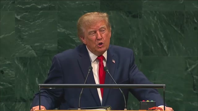 « Officiellement Super Intelligence » : @restitutorII joint deux phrases de Trump à l'ONU