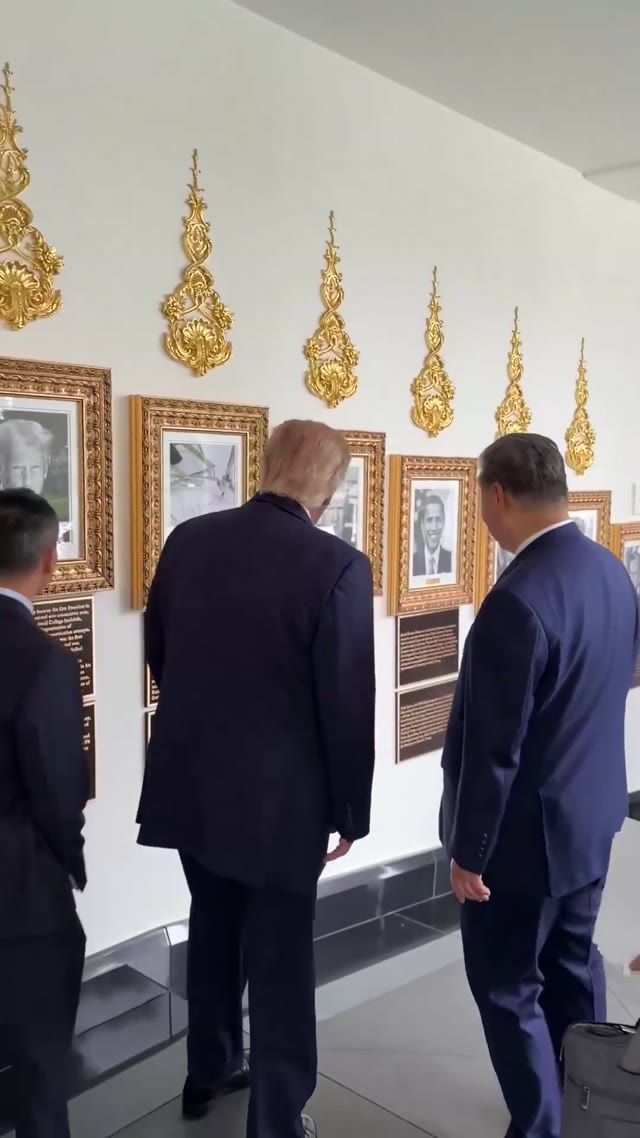 « It's Biden » : @WhiteHouse désigne l'autopen à Xi, le portrait est une machine