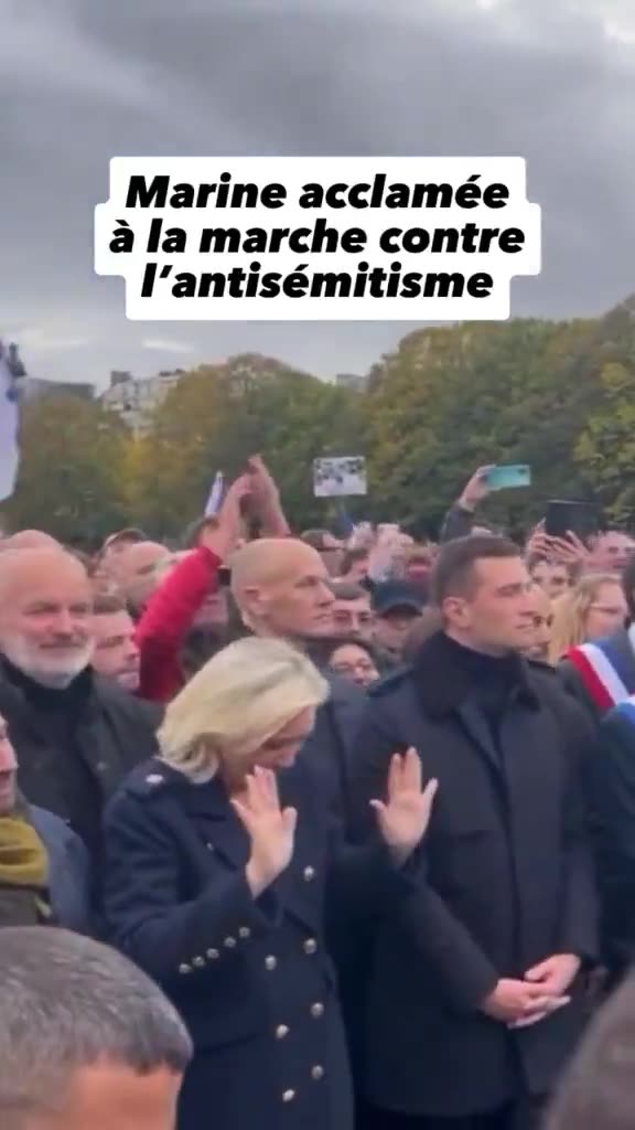 « RAPPEL : RN au grand complet, Macron absent » — la marche de 2023 qui fait le présent